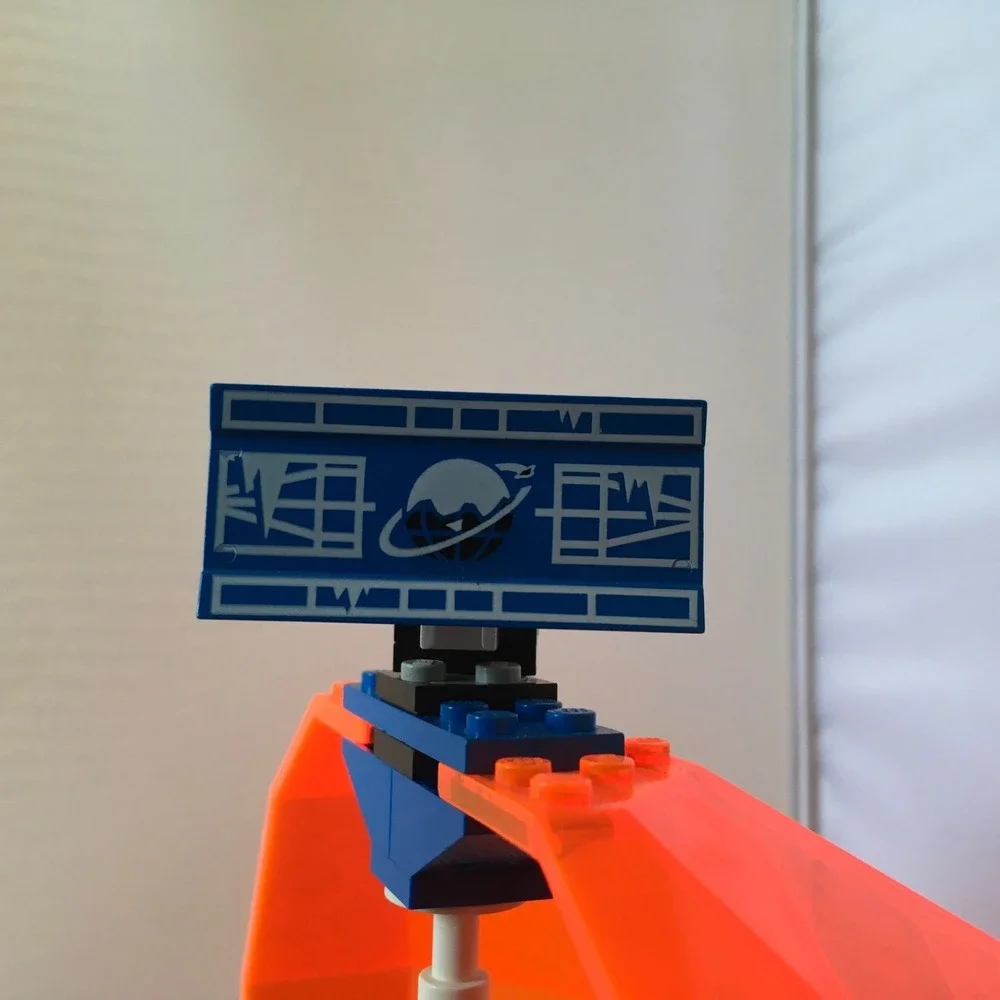 Space LEGO Ice Planet 2002 Ice Station Odyssey (6983)